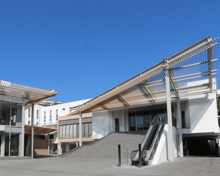 横濱聖苑〈外観〉